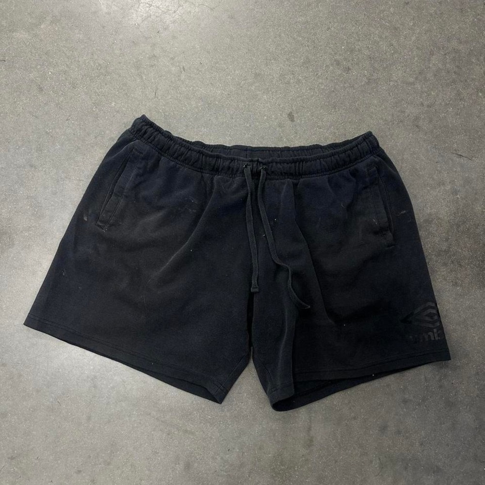 Umbro black corton sweat shorts w logo + adjustable waist Size XL [waist 36]